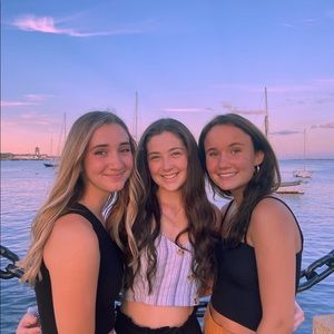 Meet your Posher, Madison